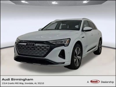 2026 2024 Q8 e-tron SUV - Photo 1
