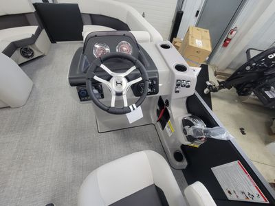 2025 Harris Flotebote Cruiser 210 - Photo 17