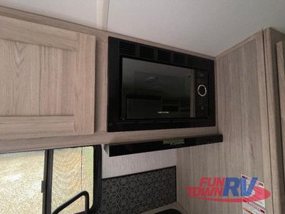 2023 Heartland Sundance Ultra Lite - Photo 8