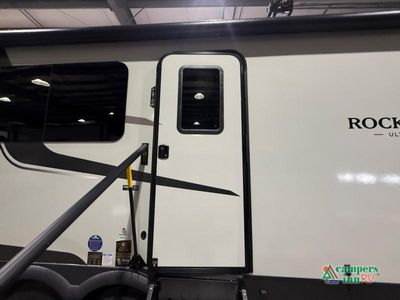 2026 Forest River RV Rockwood Ultra Lite — photo 8 view