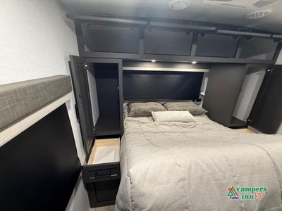 2026 Forest River RV Rockwood Ultra Lite — photo 40 view