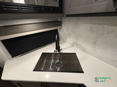 2026 Forest River RV Rockwood Ultra Lite — photo 34 view