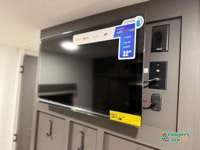 2026 Forest River RV Rockwood Ultra Lite — photo 47 view