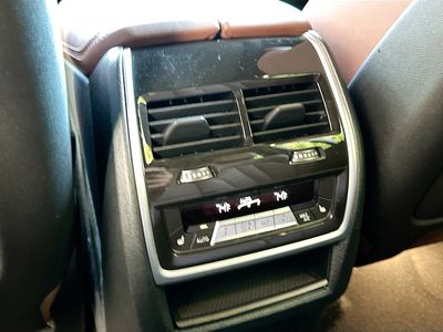 2023 BMW X7 - Photo 27