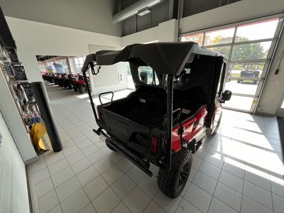 2021 Honda Pioneer 1000-5 Deluxe - Photo 12