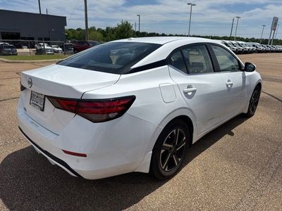 2025 Nissan Sentra - Photo 2