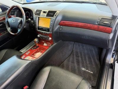 2012 Lexus LS 460 - Photo 15