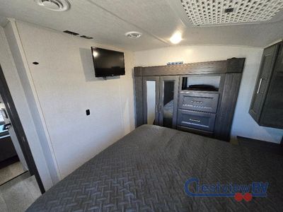 2024 Keystone RV Cougar Half-Ton - Photo 38
