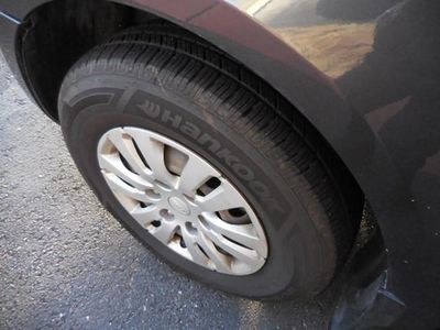 2014 Kia Sedona - Photo 26