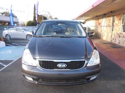 2014 Kia Sedona - Photo 8