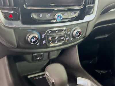 2023 Chevrolet Traverse — photo 12 view