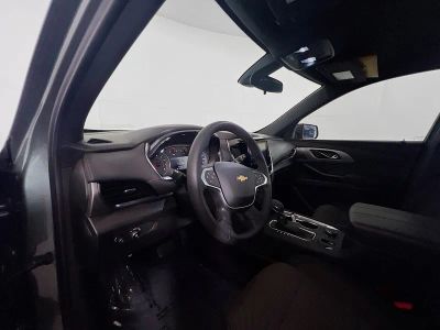 2023 Chevrolet Traverse — photo 17 view