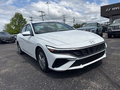 2026 Hyundai Elantra - Photo 3