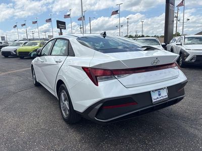 2026 Hyundai Elantra - Photo 28