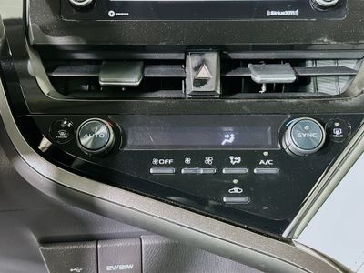 2023 Toyota Camry - Photo 22