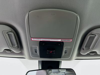 2023 Toyota Camry - Photo 18