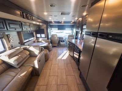 2017 Tiffin ALLEGRO - Photo 4