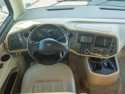 2017 Tiffin ALLEGRO - Photo 2