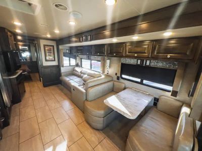 2017 Tiffin ALLEGRO - Photo 6