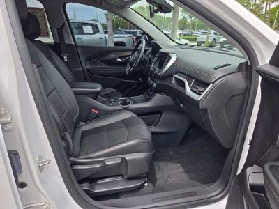 2020 GMC Terrain — photo 32 view