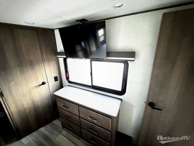 2023 Grand Design Solitude S-Class - Photo 19