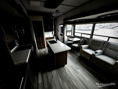 2023 Grand Design Solitude S-Class - Photo 15