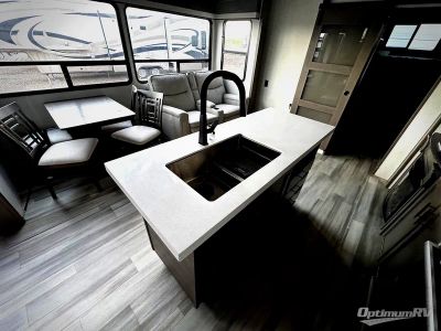 2023 Grand Design Solitude S-Class - Photo 8