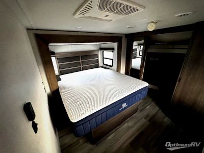 2023 Grand Design Solitude S-Class - Photo 18