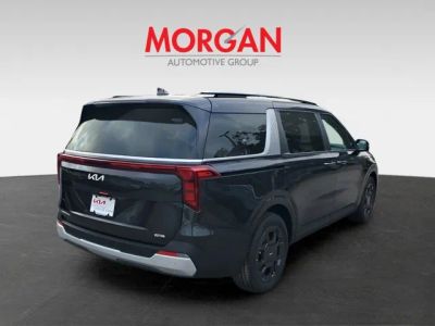 2026 Kia Carnival Hybrid — side profile view
