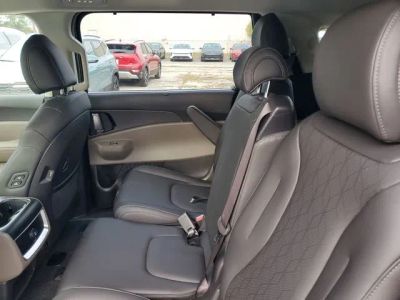 2026 Kia Carnival Hybrid — photo 26 view