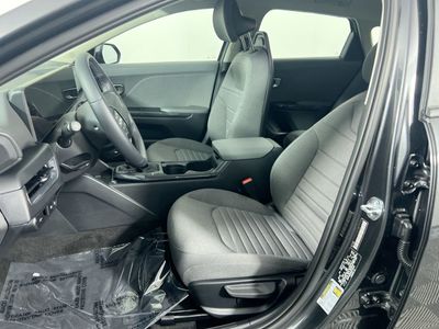 2025 Kia K4 - Photo 13