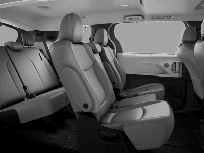 2026 Toyota Sienna - Photo 21