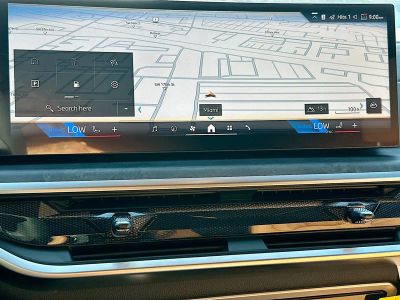 2026 BMW X5 — photo 10 view