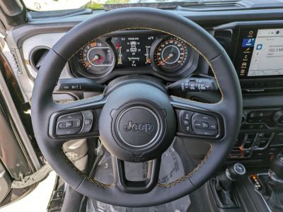 2024 Jeep Wrangler — photo 10 view