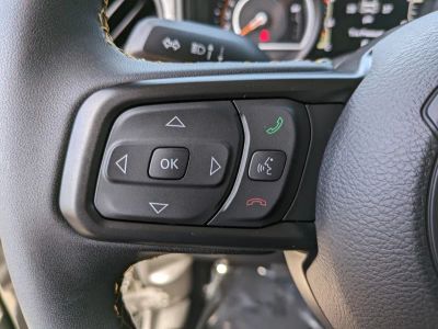 2024 Jeep Wrangler — photo 11 view
