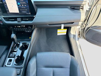 2026 Subaru Outback — photo 17 view