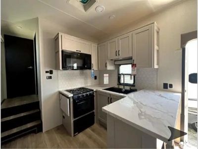 2026 Jayco Seismic - Photo 12
