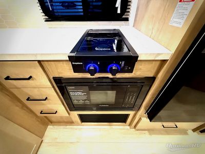 2026 Ember RV E-Series - Photo 13