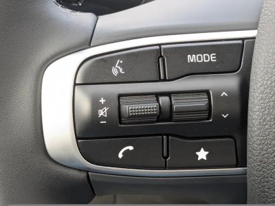 2026 Kia K5 — photo 30 view
