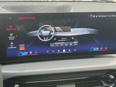 2026 BMW 2 Series — photo 24 view