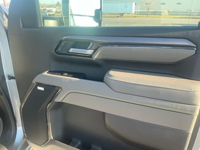 2026 Chevrolet Silverado 2500HD — photo 21 view