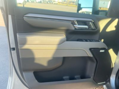 2026 Chevrolet Silverado 2500HD — photo 16 view