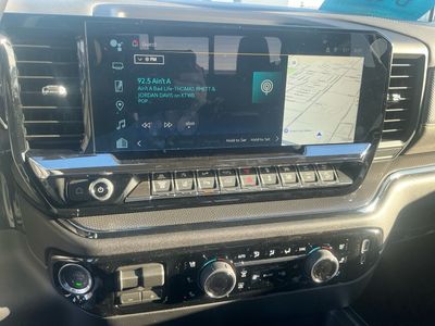 2026 Chevrolet Silverado 2500HD — photo 12 view