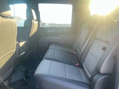 2026 Chevrolet Silverado 2500HD — photo 17 view