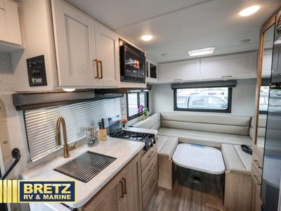 2026 Thor Motor Coach Four Winds — photo 14 view