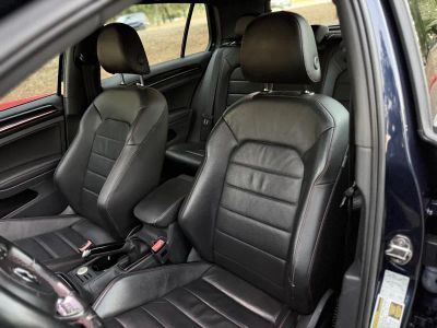 2016 Volkswagen Golf GTI — photo 17 view