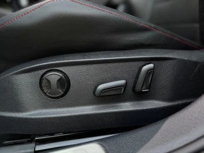 2016 Volkswagen Golf GTI — photo 19 view