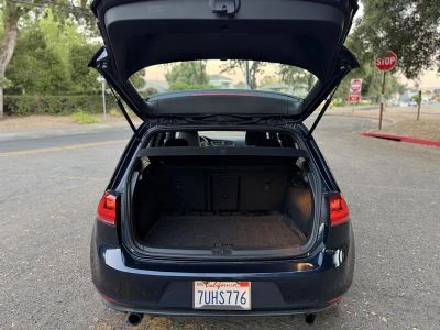 2016 Volkswagen Golf GTI — photo 13 view