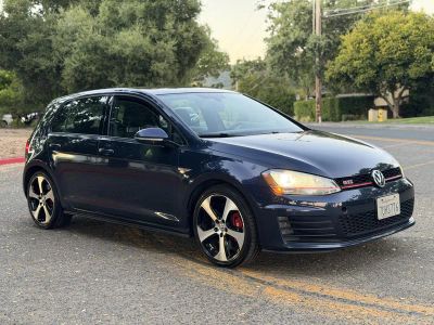 2016 Volkswagen Golf GTI — interior view