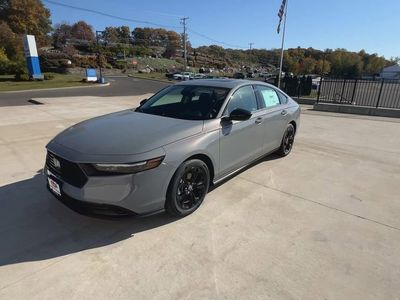 2025 Honda Accord Sedan SE CVT — side profile view
